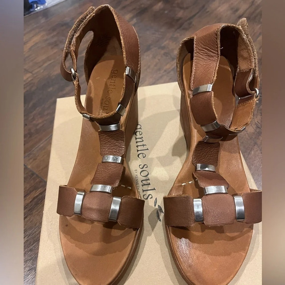 Kenneth Cole gentle Souls size 8.5 organic - Picture 2 of 9